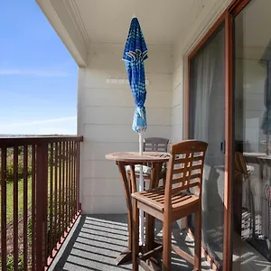  Apartment Hhbt Admirals Row 105 United States